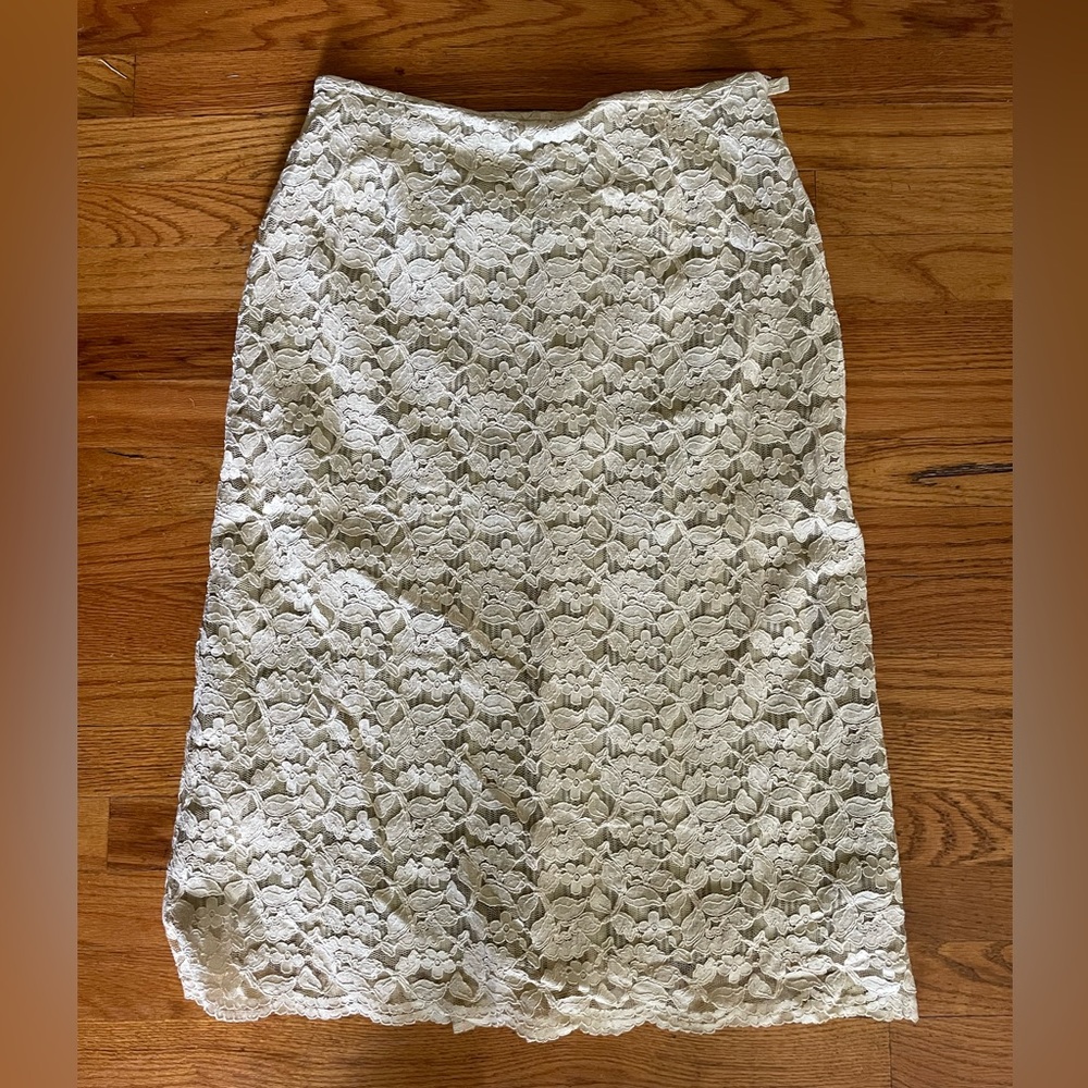 Armand Ventilo Lace Pencil Skirt